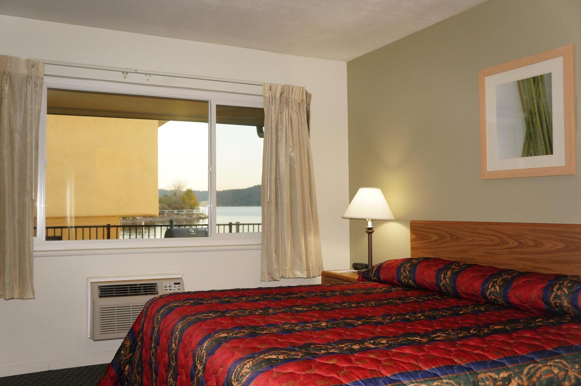 Lake Marina Inn Clearlake Oaks 部屋 写真