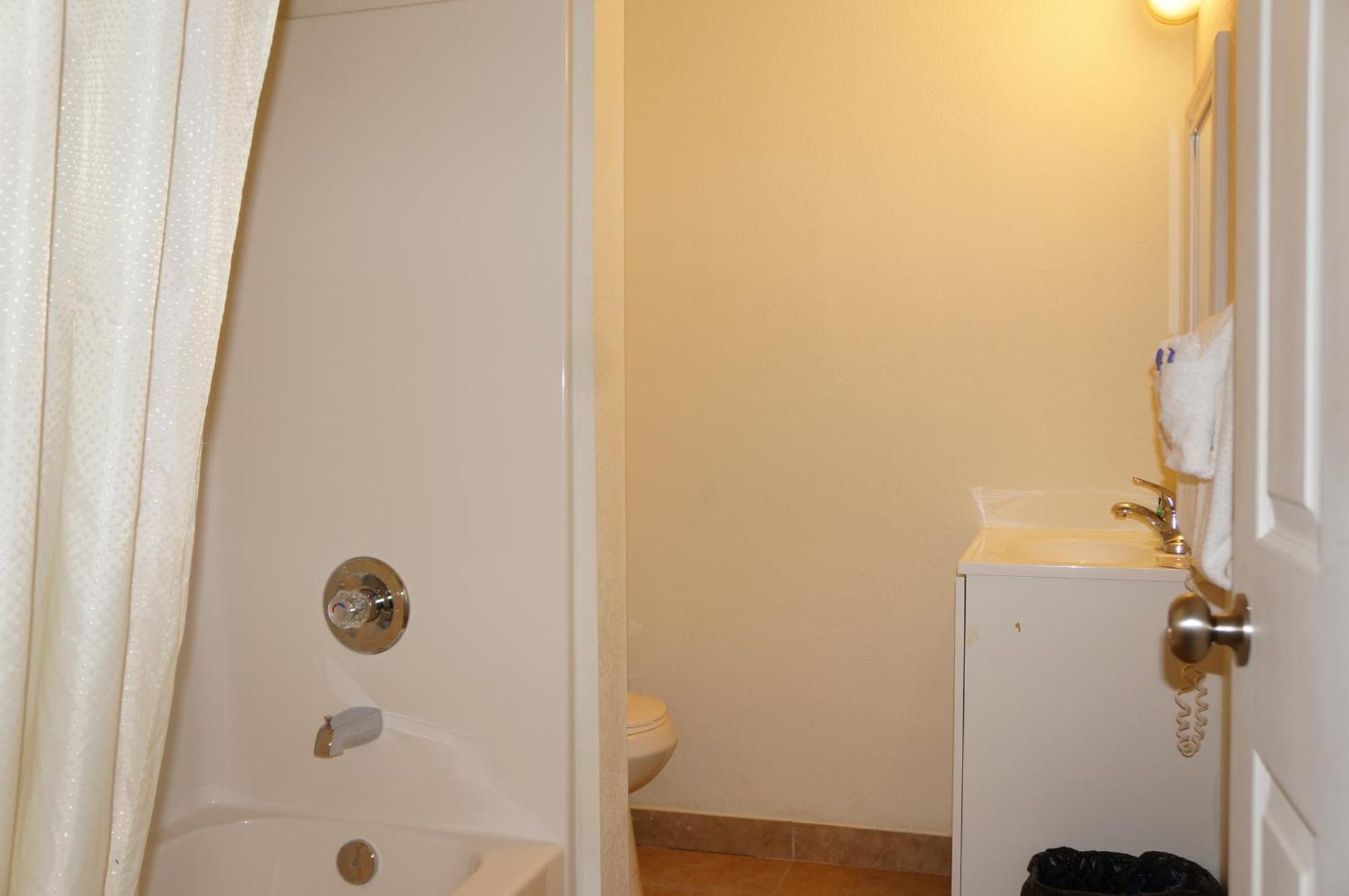 Lake Marina Inn Clearlake Oaks 部屋 写真