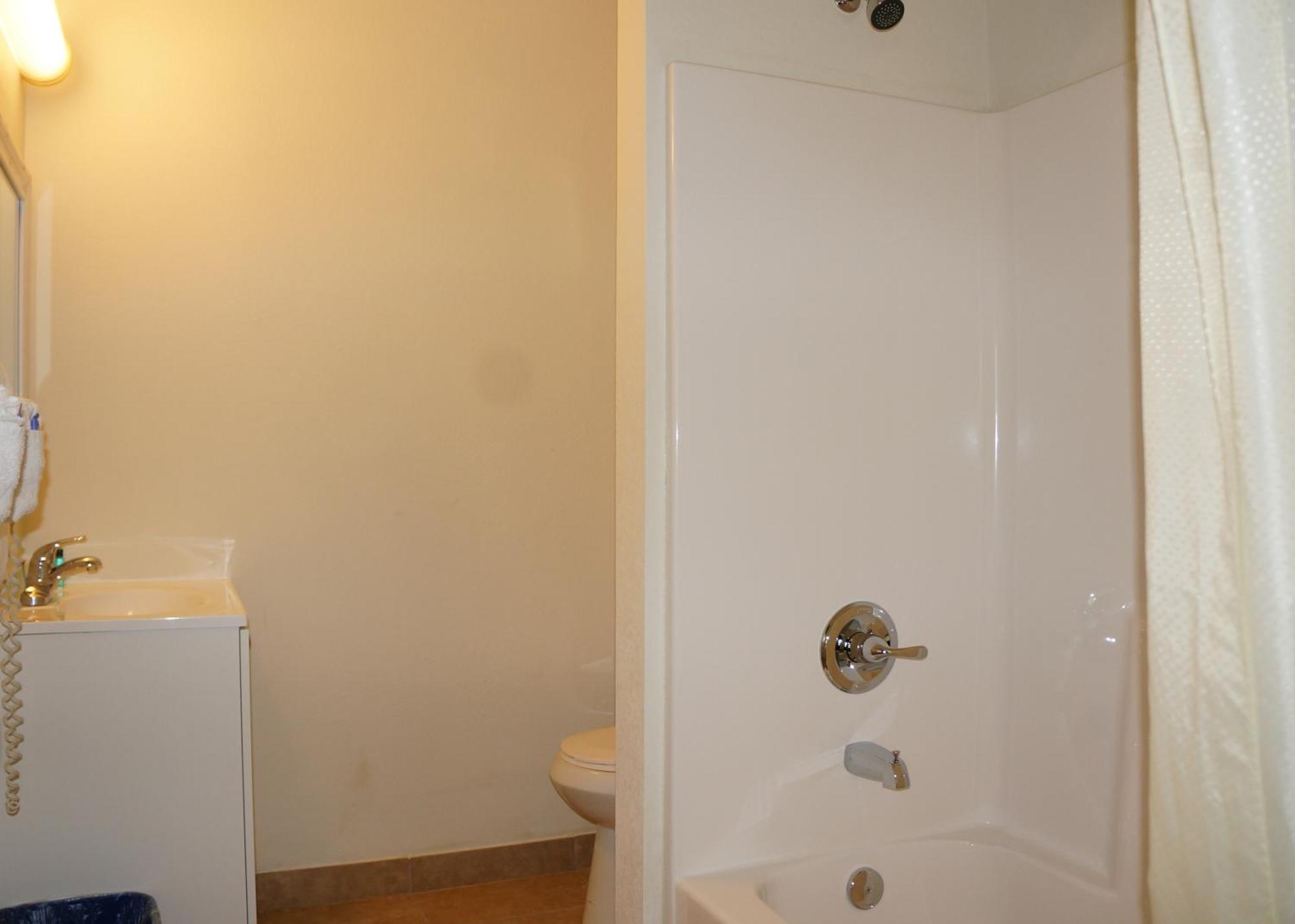 Lake Marina Inn Clearlake Oaks 部屋 写真