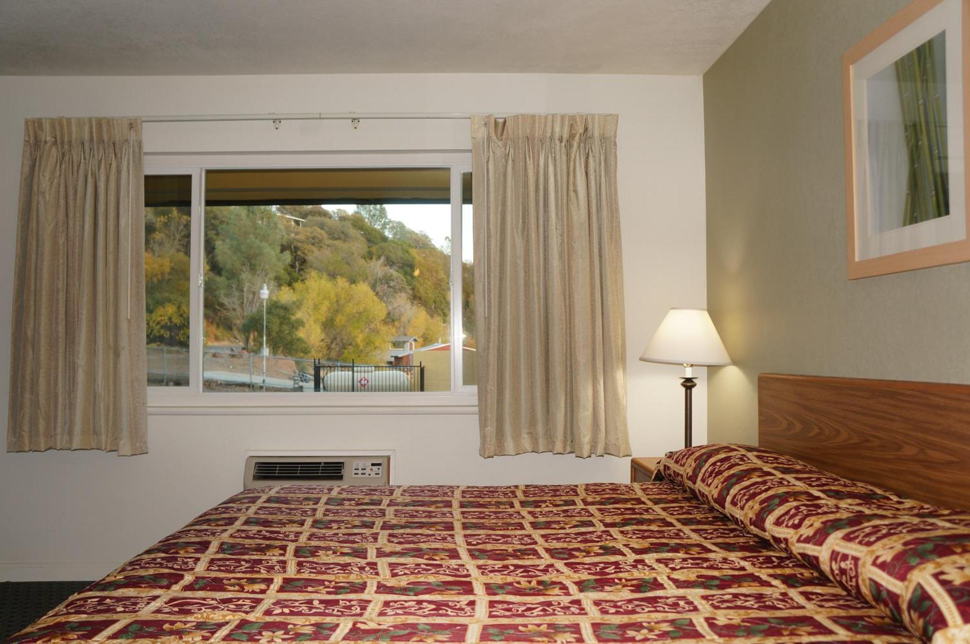 Lake Marina Inn Clearlake Oaks 部屋 写真