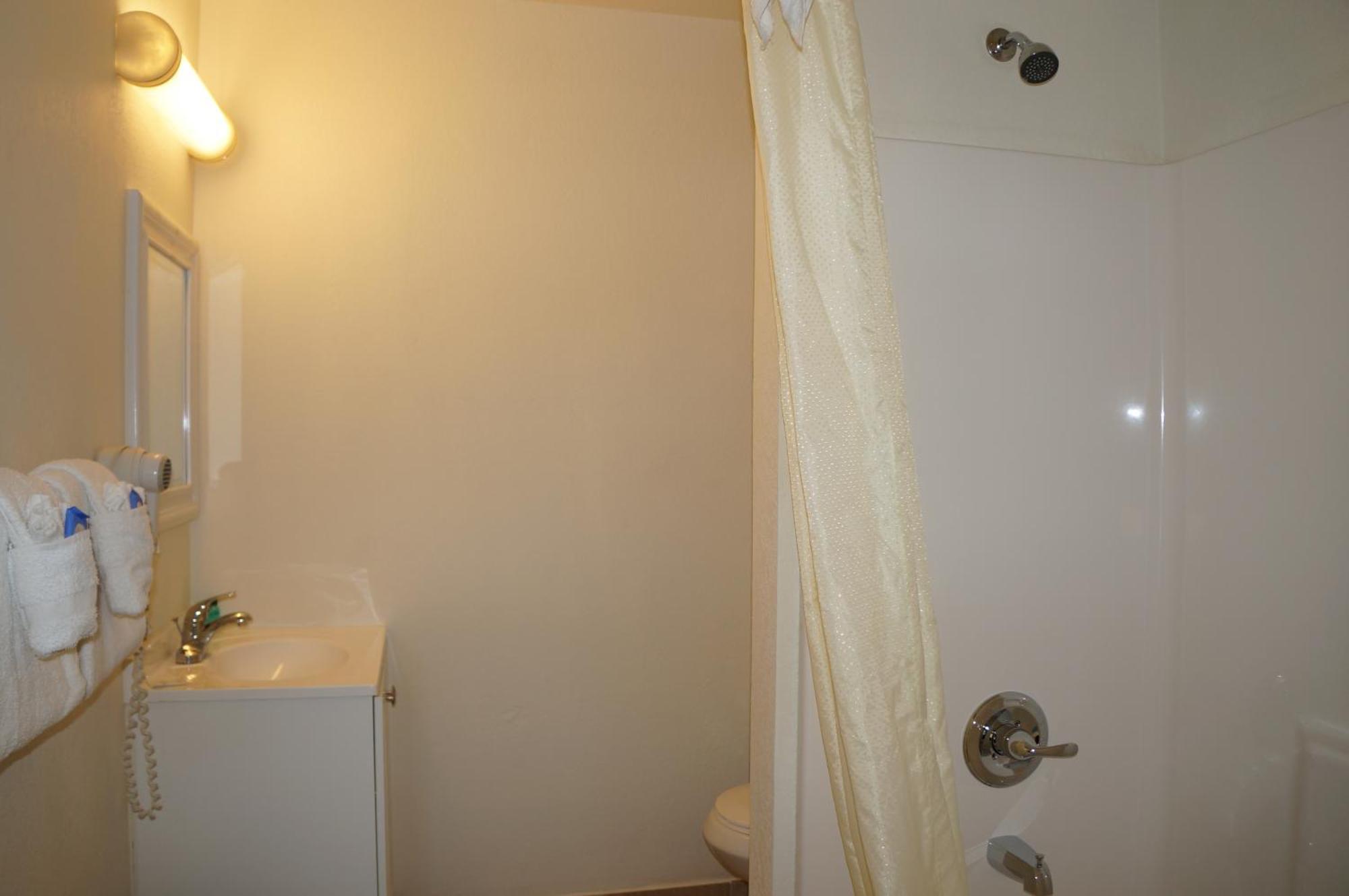 Lake Marina Inn Clearlake Oaks 部屋 写真