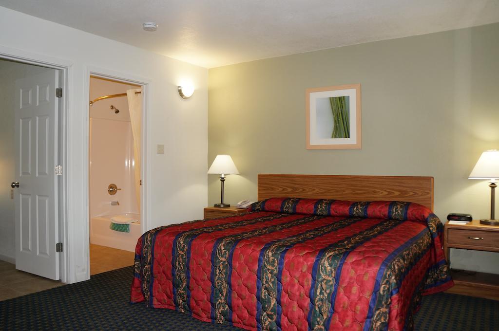Lake Marina Inn Clearlake Oaks 部屋 写真