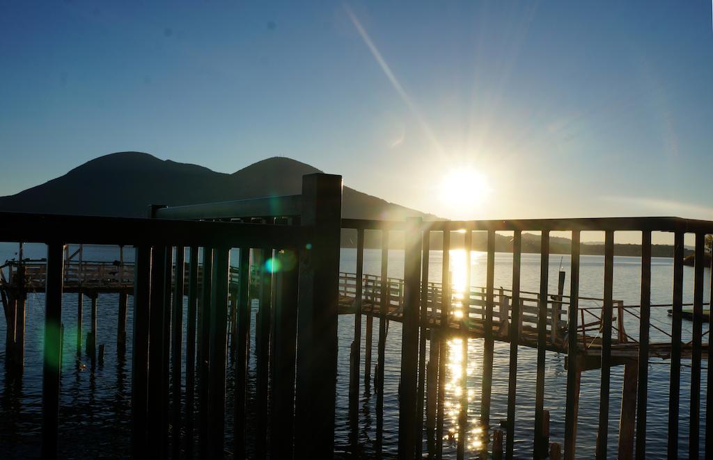 Lake Marina Inn Clearlake Oaks エクステリア 写真