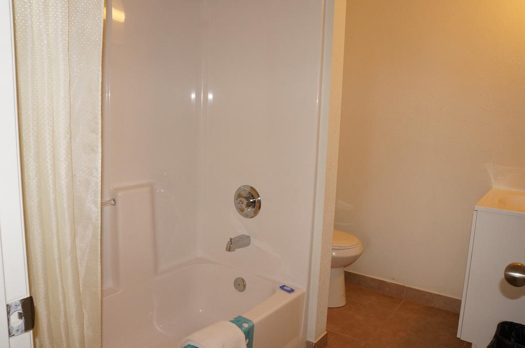 Lake Marina Inn Clearlake Oaks 部屋 写真