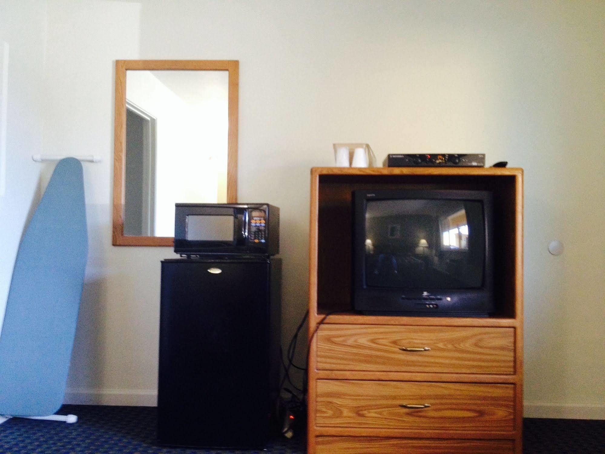 Lake Marina Inn Clearlake Oaks エクステリア 写真